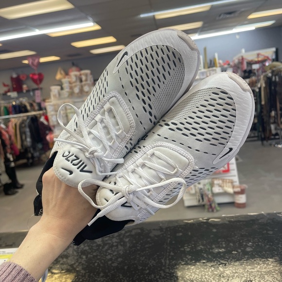 Nike Air Max 270 White and Black Athletic Shoes - Picture 7 of 7